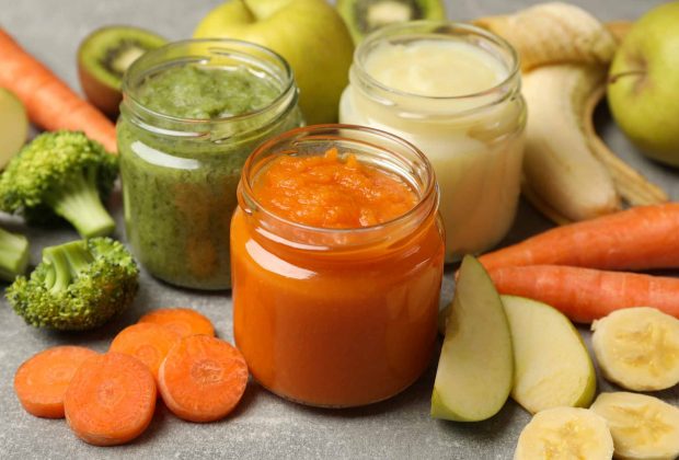 composicion-con-comida-para-bebes